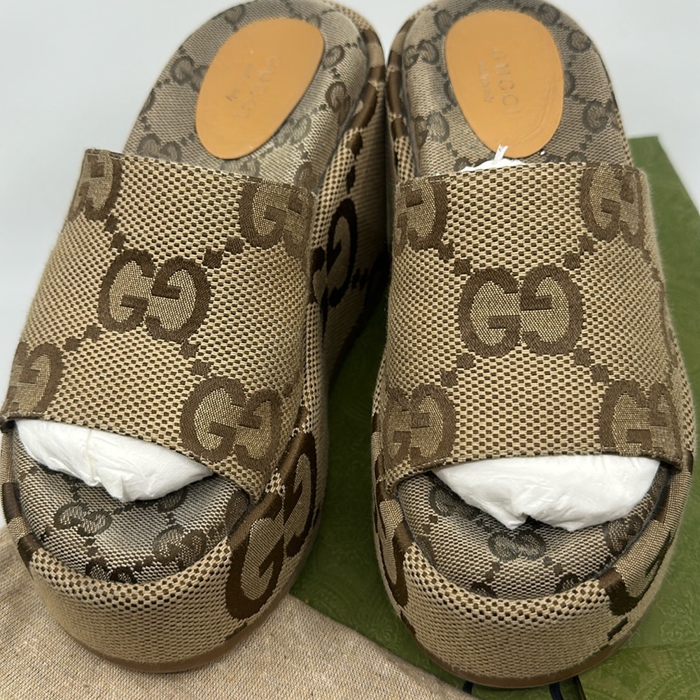 Gucci Brown Jumbo Monogram Platform Wedge Sandals, Sz 34 1/2 Box & Dustbags - Picture 12 of 16